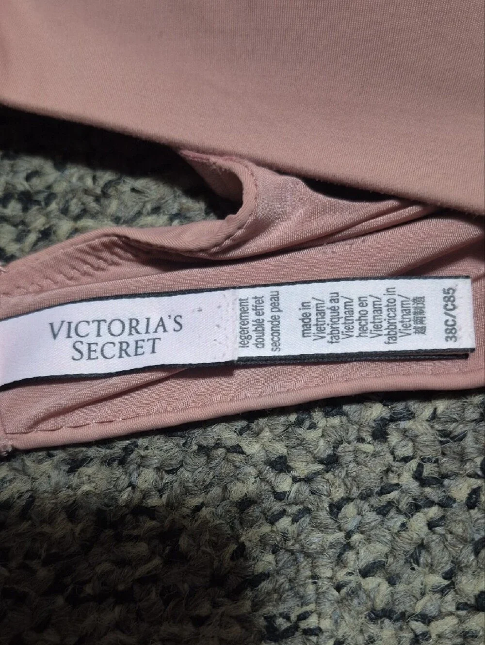 Victoria's Secret Blush Pink Seamless Racerback Bra - Picture 2 of 6